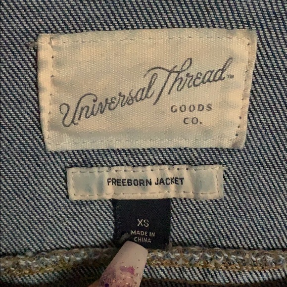 Jean jacket - Picture 2 of 3